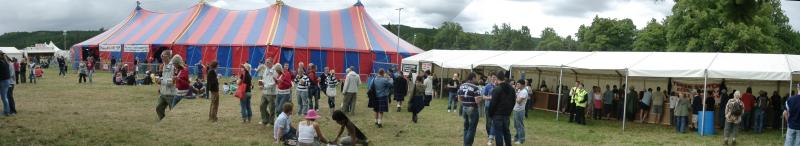 Panorama: Hothouse tent and the bar