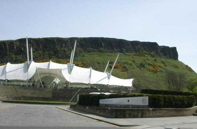 tent by the crags